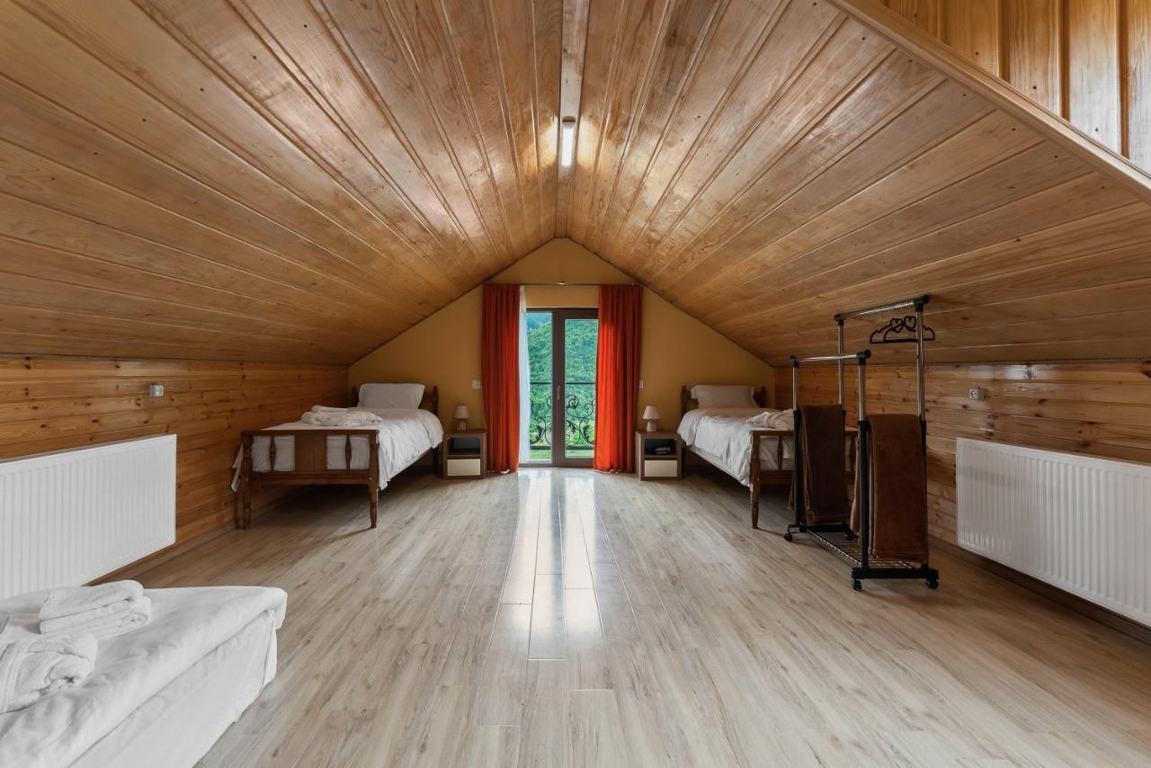Panorama Ushba Hotell Mestia Eksteriør bilde
