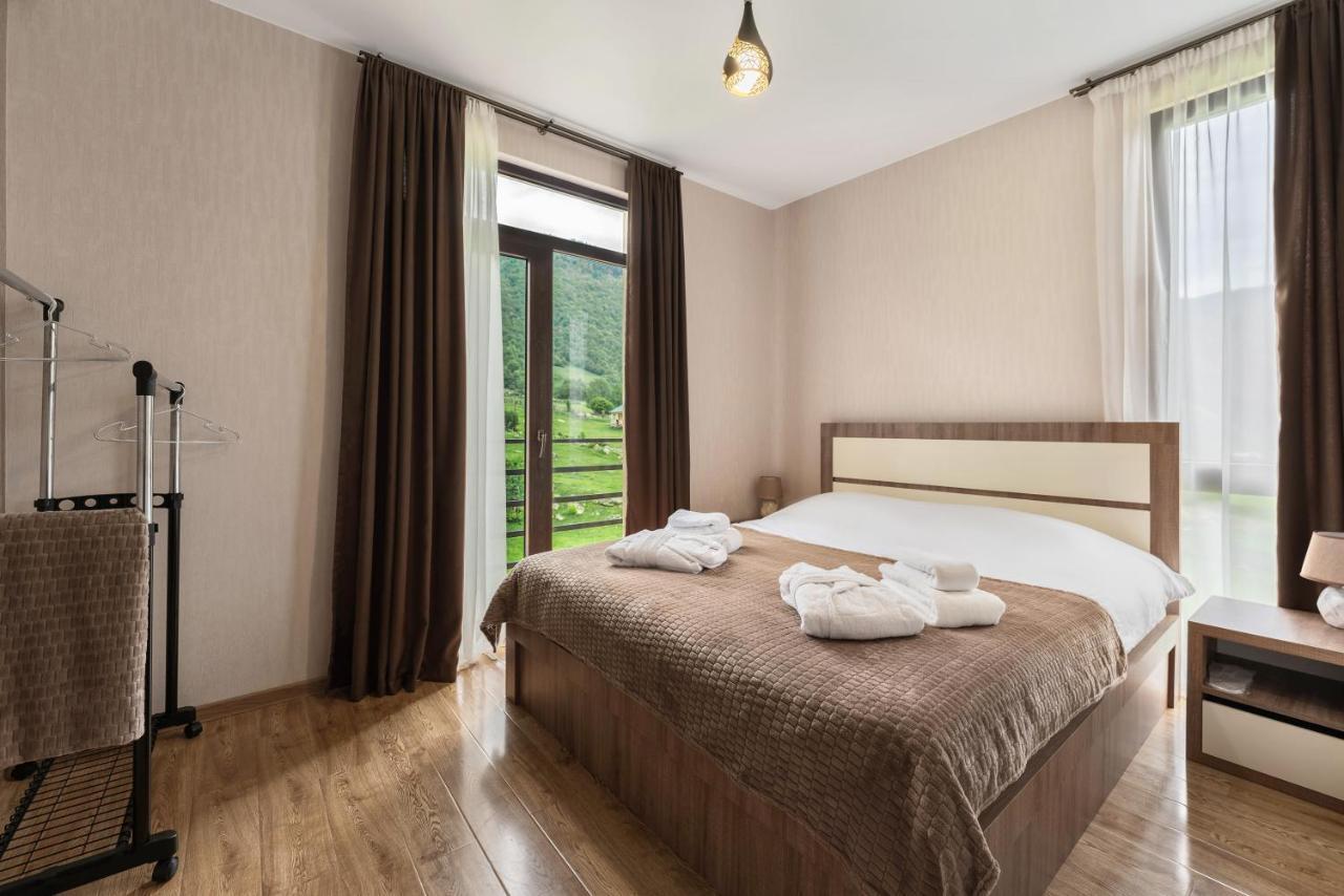 Panorama Ushba Hotell Mestia Eksteriør bilde