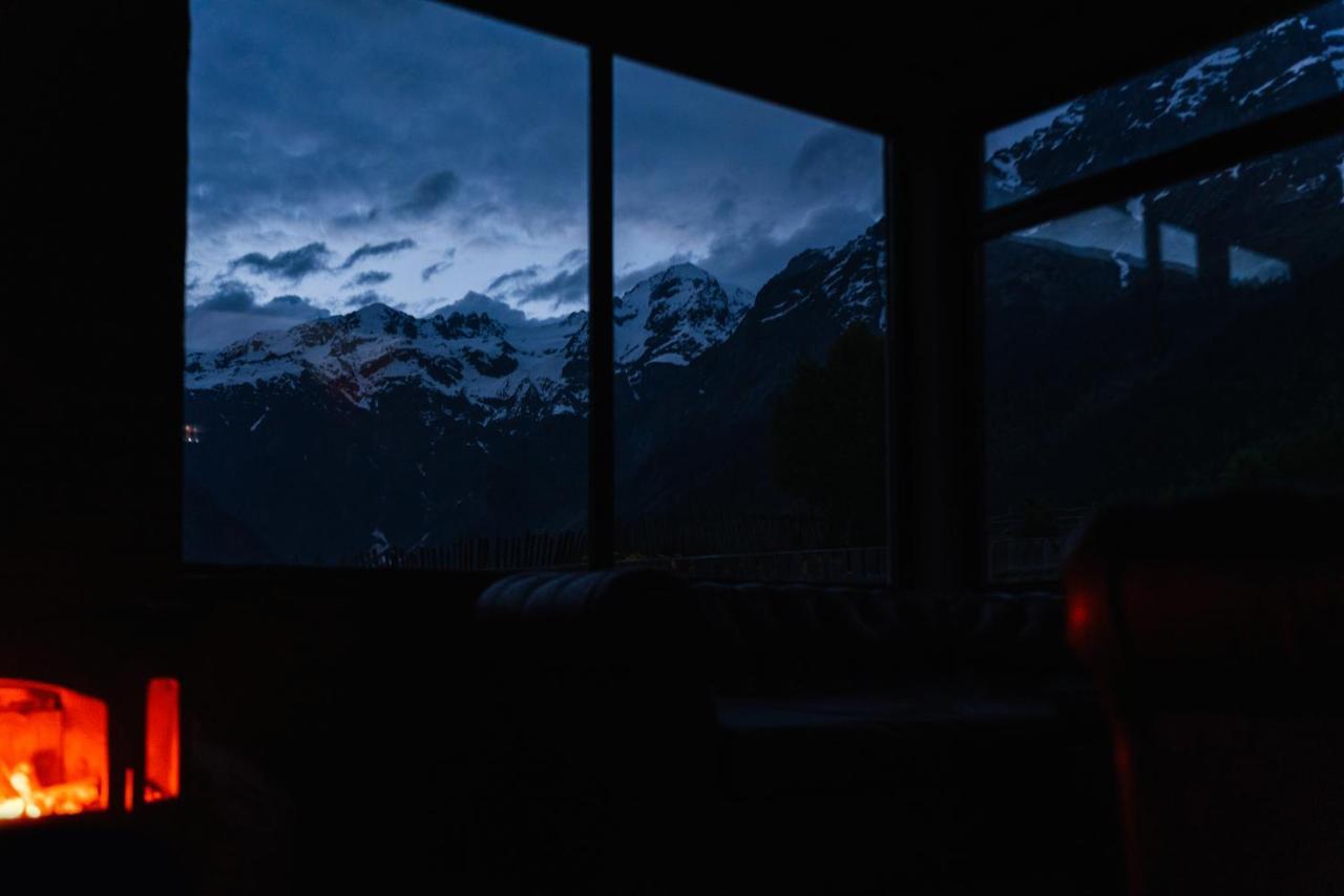 Panorama Ushba Hotell Mestia Eksteriør bilde